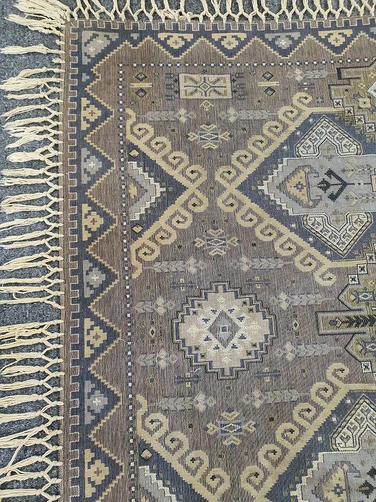 2 x rumänische " PIROTS " Art Plaids. - 170x170cm - ausgesprochen selten