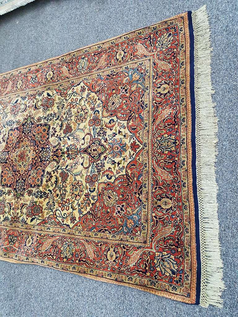 Perserteppich " TÄBRIZ Korkwolle " 220x150cm - ein super Teppich 1AA Zustand.