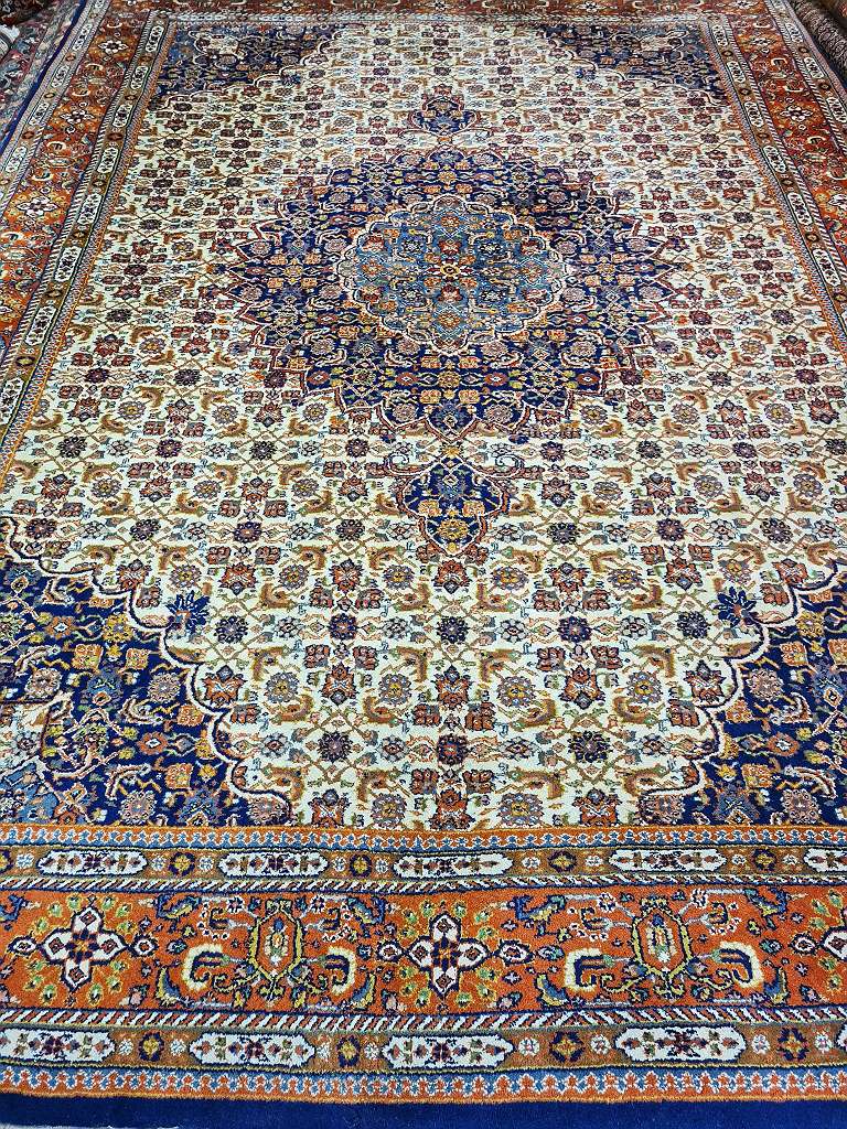 Perserteppich " MOUD " 360x242 cm - sehr hoher Flor - extra fein - 1A Zustand.