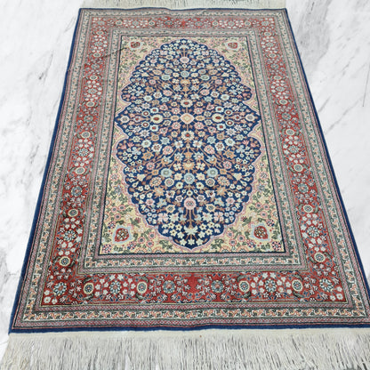 Perserteppich " ISFAHAN " 200x120 cm - 800.000 Kn. Hervorragender Zustand